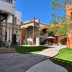 Hotel Arista 1026